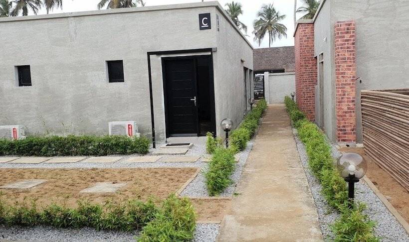 هتل African Sands Lodge