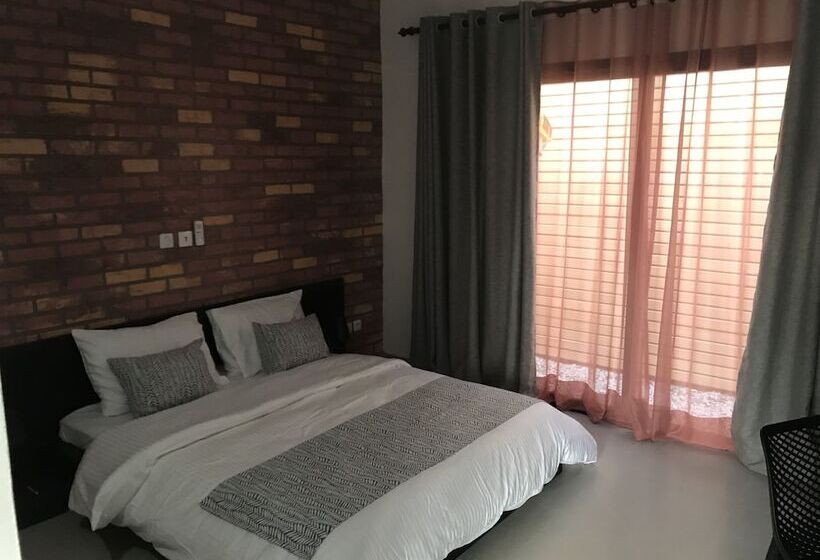 هتل African Sands Lodge