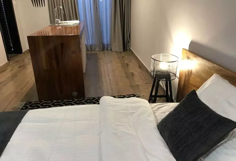 هتل African Sands Lodge