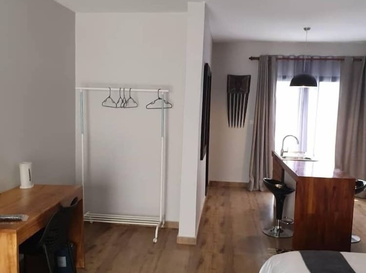 هتل African Sands Lodge