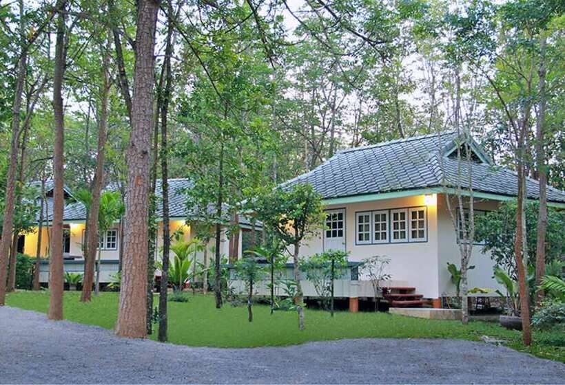 هتل Ban Pasak Resort Suan Phueng