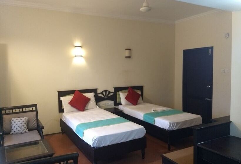 فندق Blooming Bay - Clifftop Beach Resort