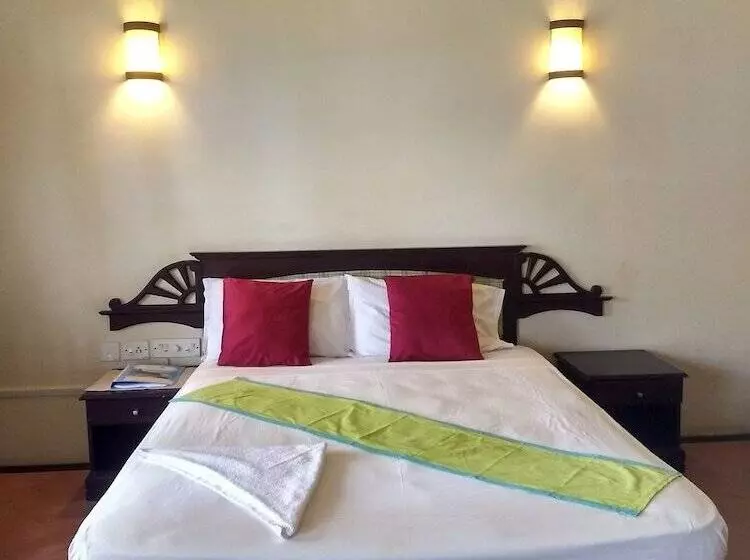 ホテル Blooming Bay - Clifftop Beach Resort