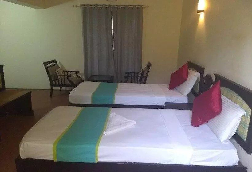 ホテル Blooming Bay - Clifftop Beach Resort