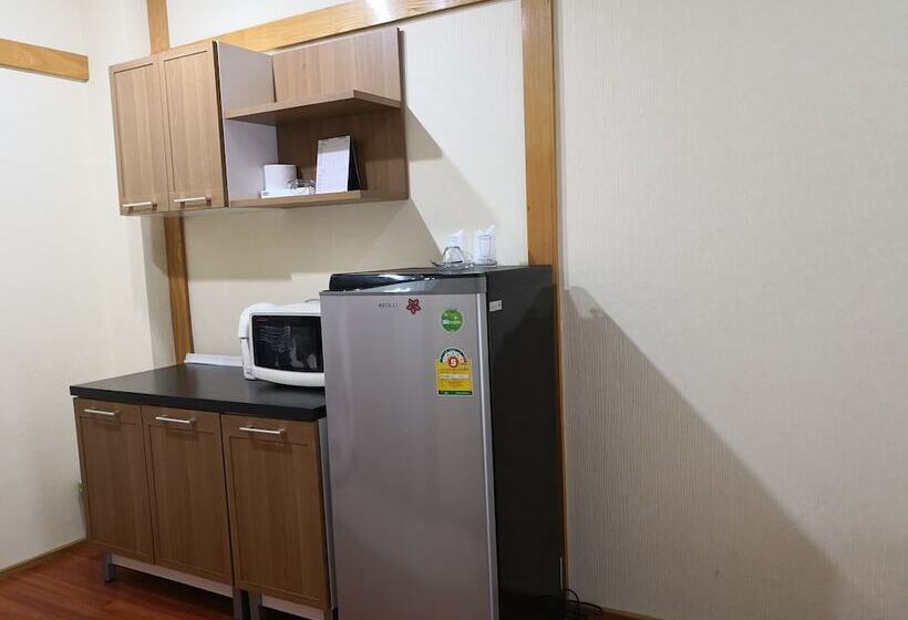 בית מלון כפרי Choke Set Thee House