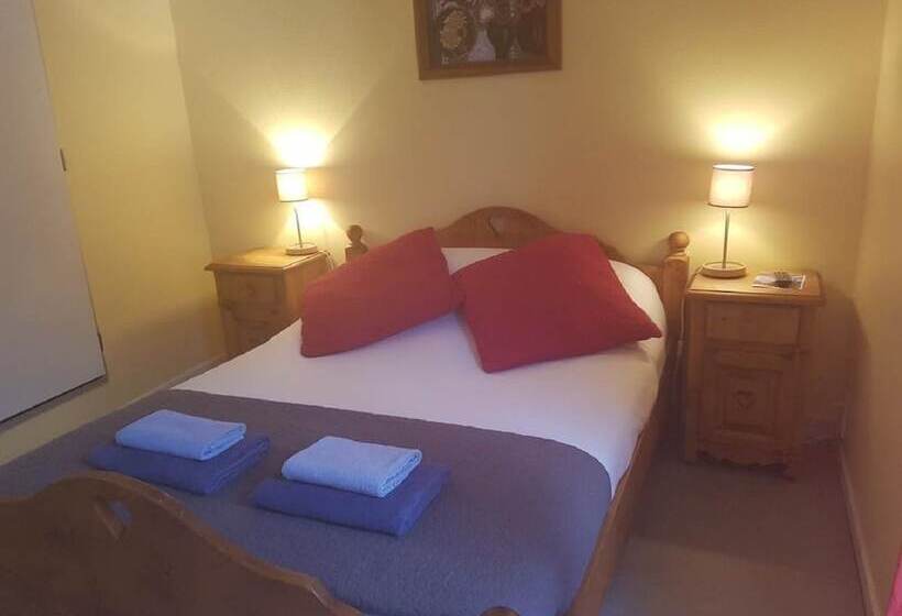 هتل Hôtel Les Cimes