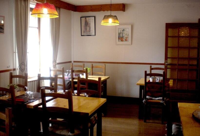 هتل Hôtel Les Cimes