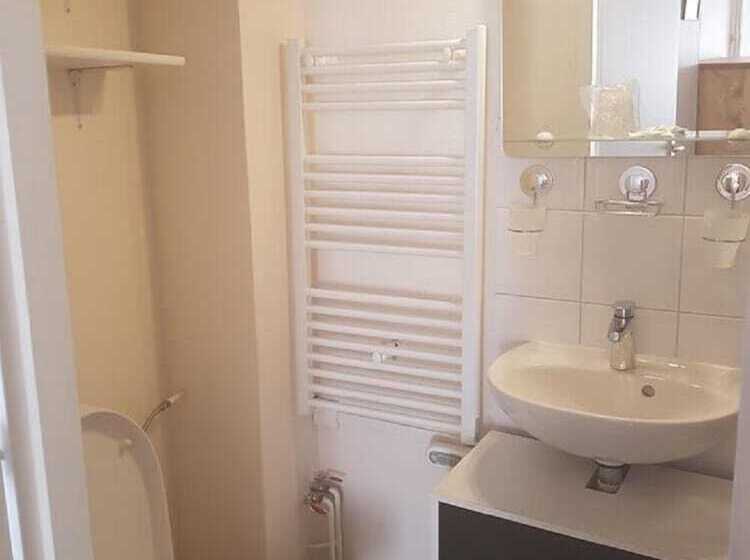 هتل Hôtel Les Cimes