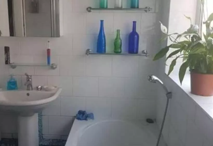 Hotelli John Wayne Lodge