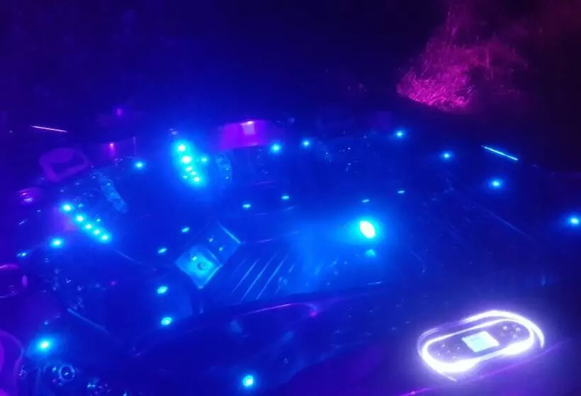 Hotelli John Wayne Lodge