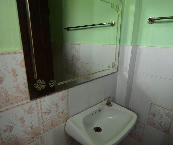 酒店 Petch Jed Sao Noi Resort