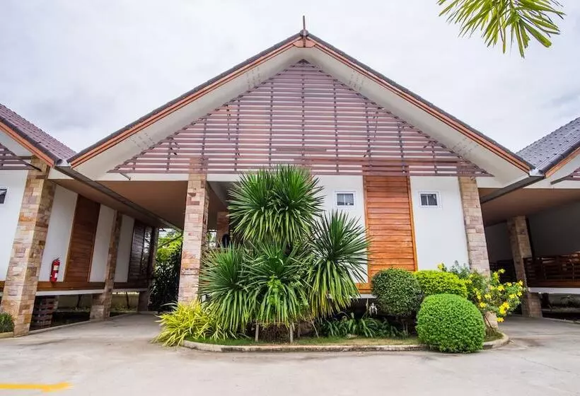 Hotelli Ruentara Resort & Villa