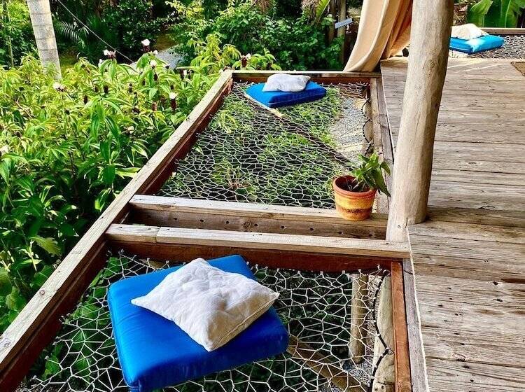 هتل Samana Eco Lodge