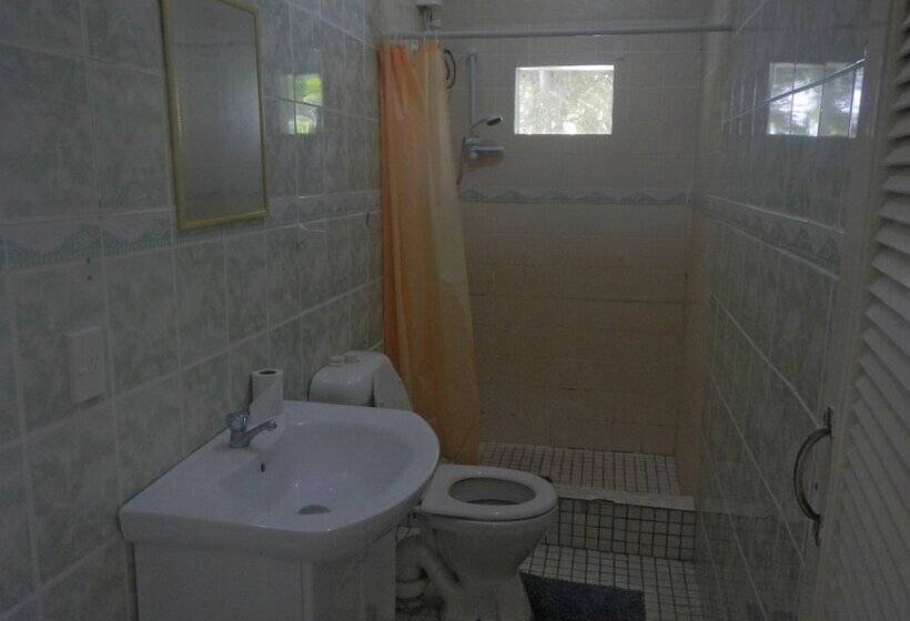 هتل Samoa Sport Lodge