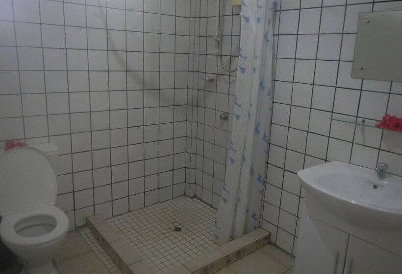 هتل Samoa Sport Lodge