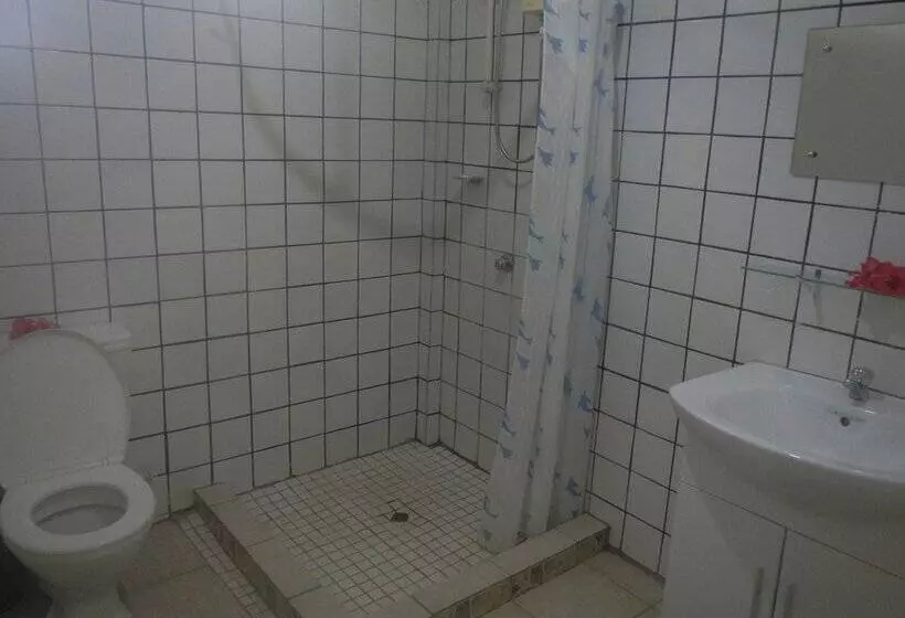 هتل Samoa Sport Lodge