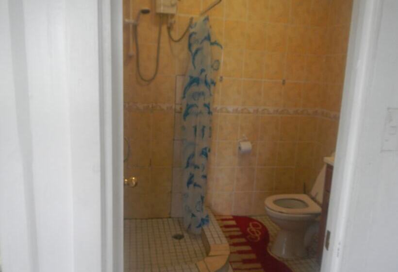 هتل Samoa Sport Lodge