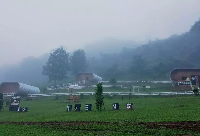 ホテル Songmueng Camping