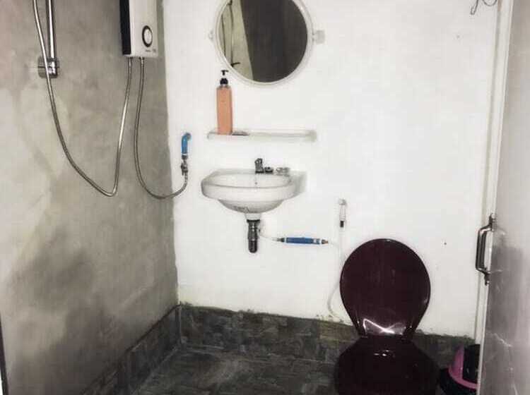 Отель Songmueng Camping