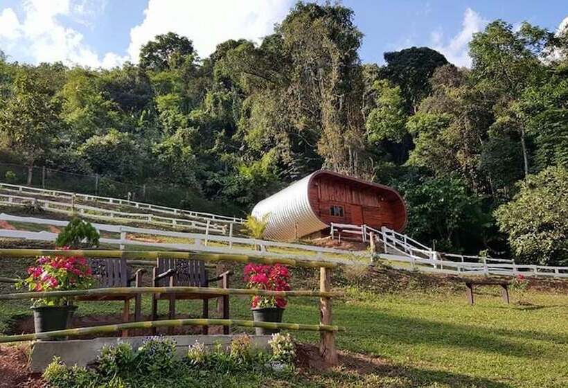 Отель Songmueng Camping