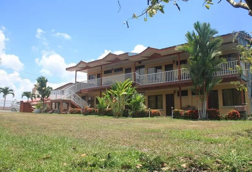 Hotelli Sueños Del Volcan