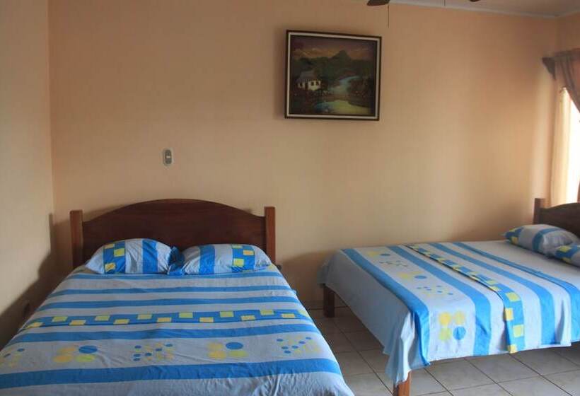 ホテル Sueños Del Volcan