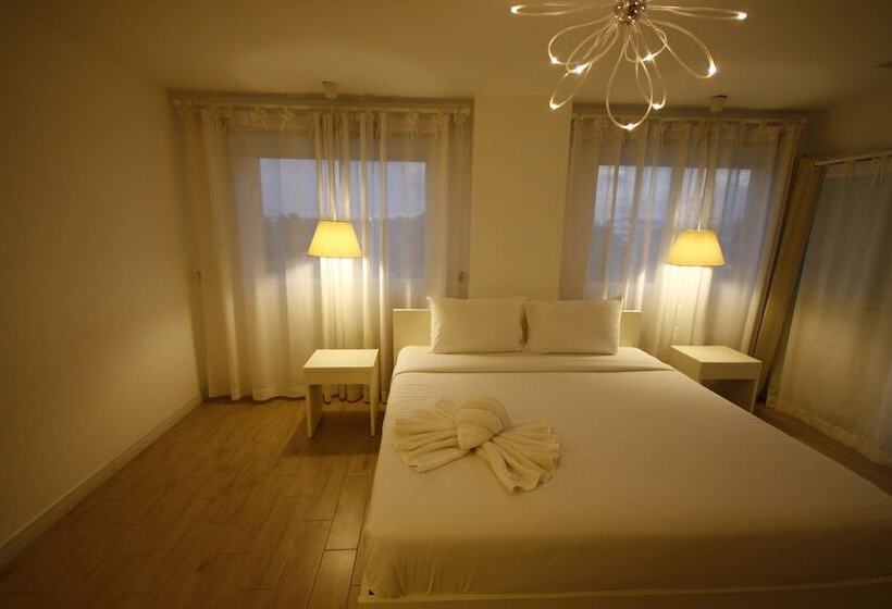 בית מלון כפרי White Day