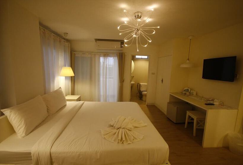 בית מלון כפרי White Day