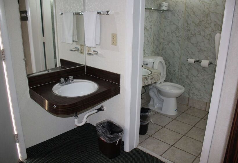 מוטל Hometown Inn