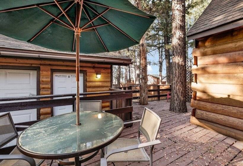 Old School Log Cabin #2340