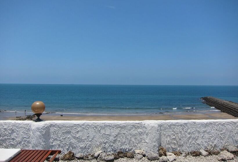 پانسیون Halfway B&b