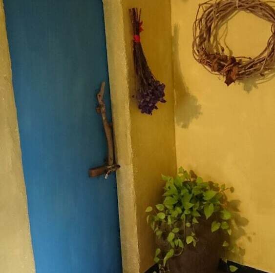 پانسیون Halfway B&b