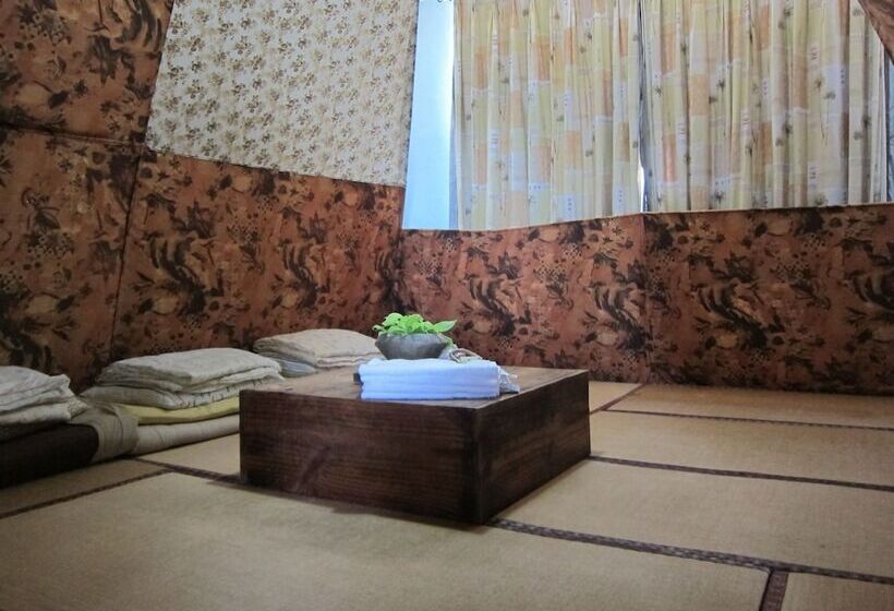 پانسیون Halfway B&b