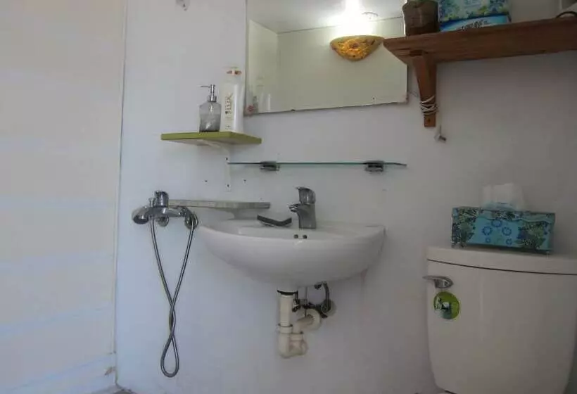 پانسیون Halfway B&b