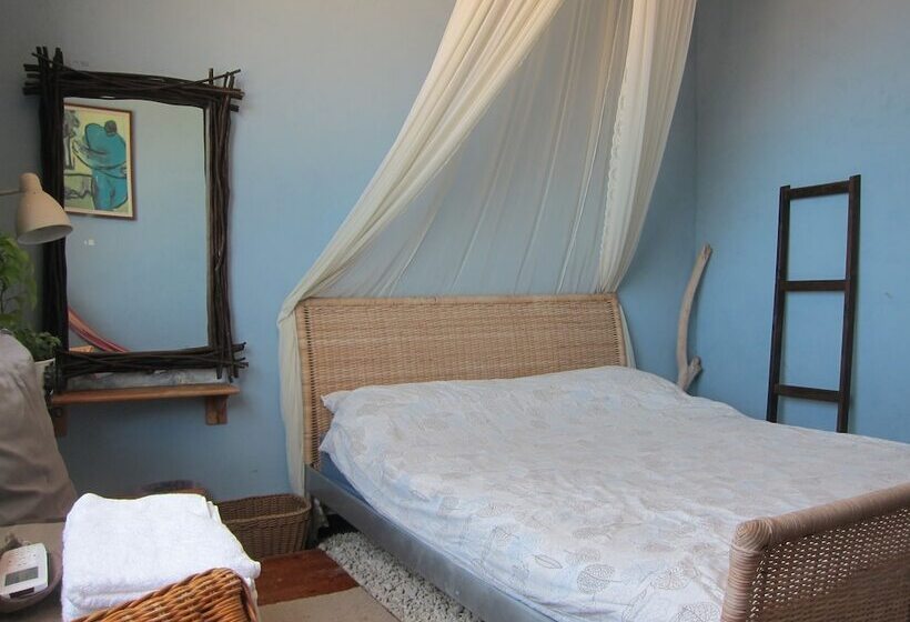 پانسیون Halfway B&b