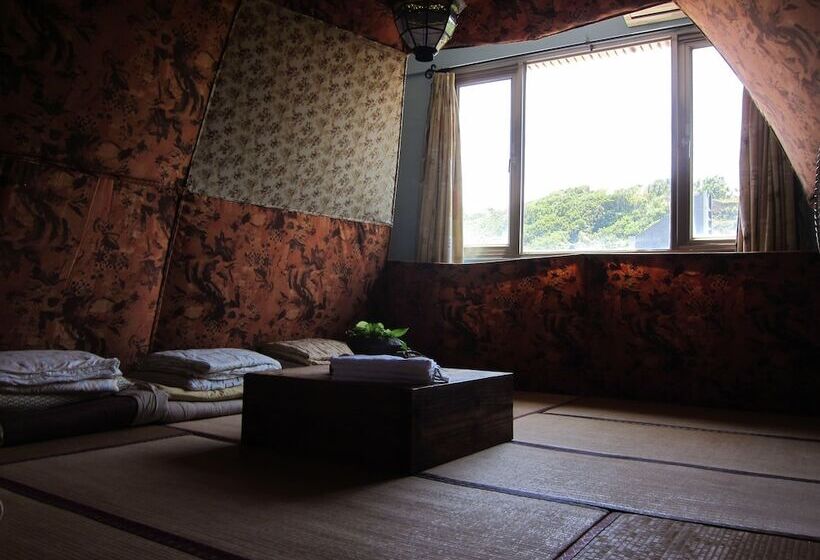 پانسیون Halfway B&b