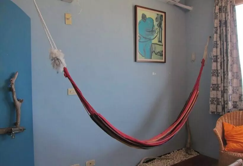 پانسیون Halfway B&b