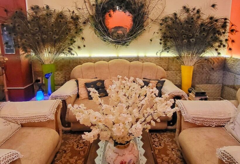 پانسیون Hostal Green House