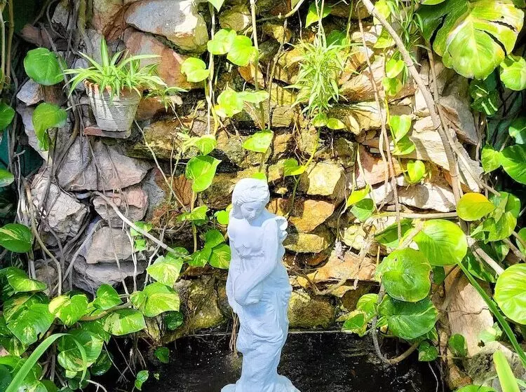ペンション Hostal Green House