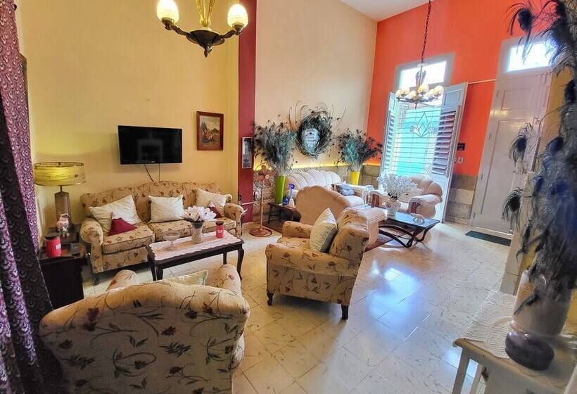 پانسیون Hostal Green House