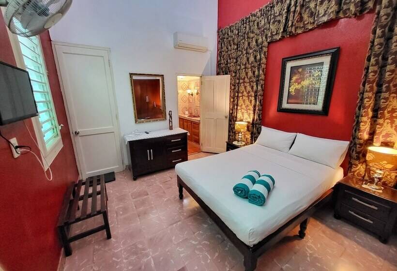 پانسیون Hostal Green House