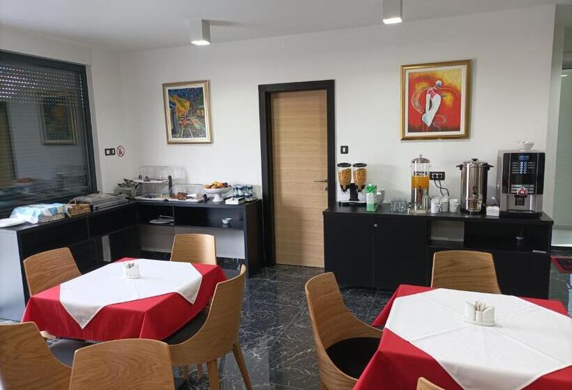 פנסיון Villa Jane Inn