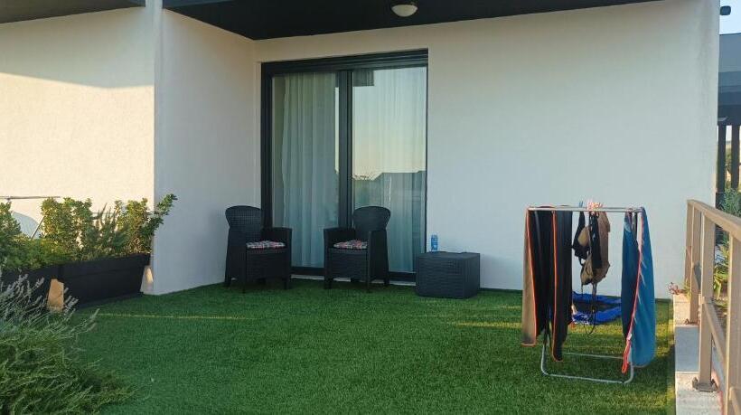 פנסיון Villa Jane Inn