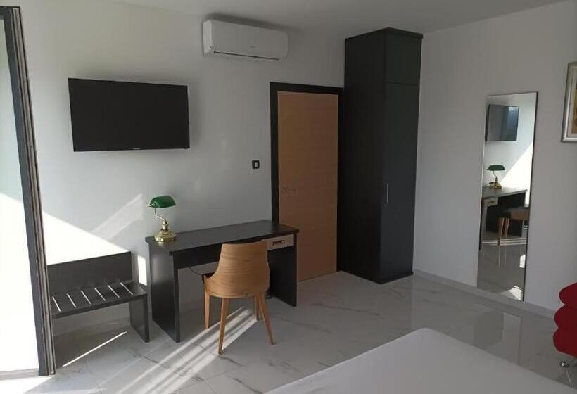 פנסיון Villa Jane Inn