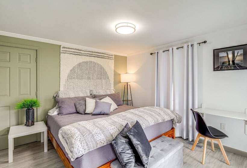 Riverfront Tennessee Retreat W/ Patio & Boat Ramp!