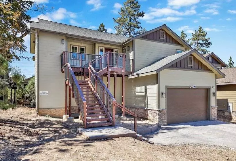 The Pines Retreat #2336