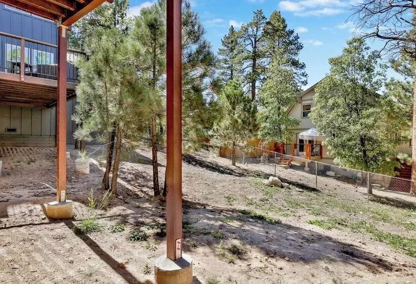 The Pines Retreat #2336