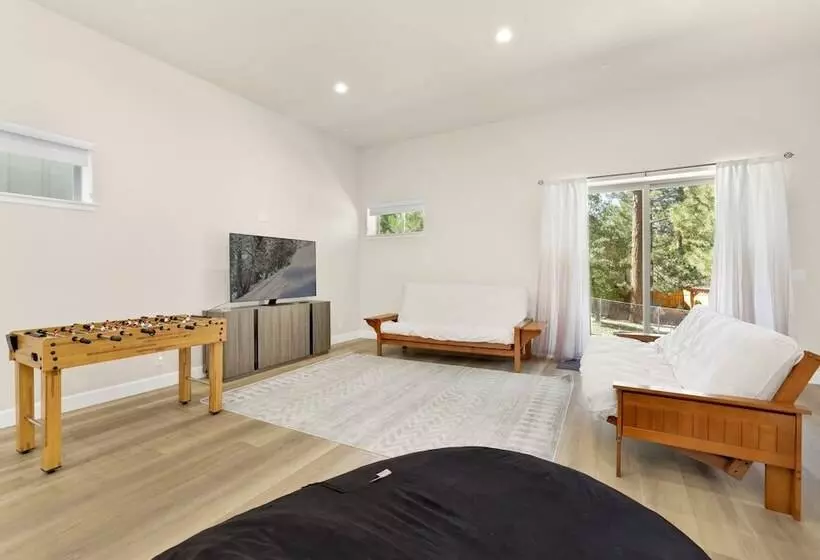 The Pines Retreat #2336