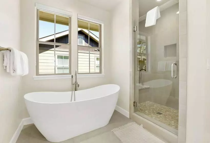 The Pines Retreat #2336