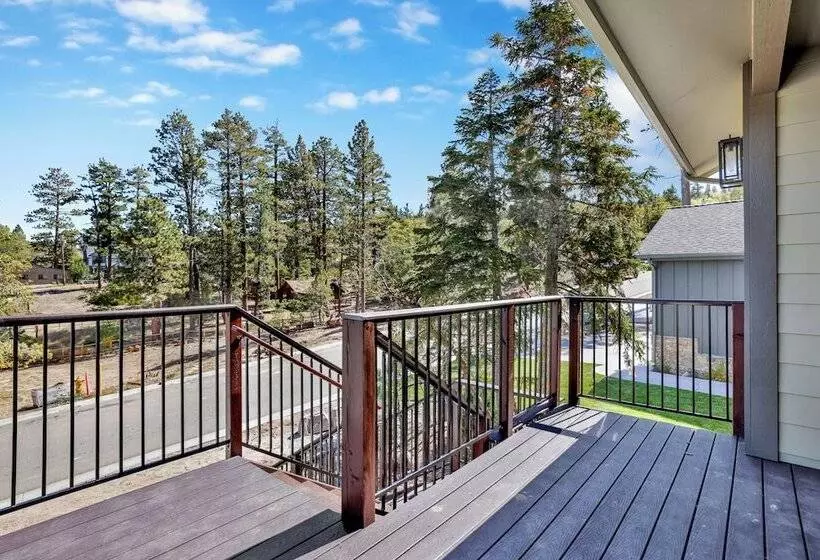 The Pines Retreat #2336